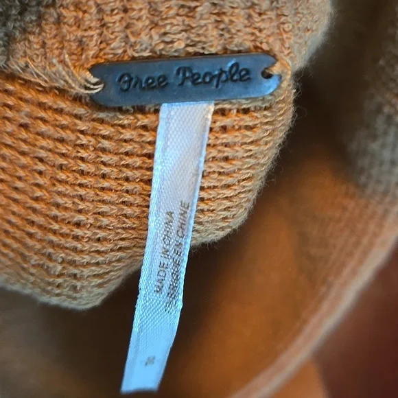 Free People Warm Brown Turtleneck Sweater Oversized - Picture 2 of 3